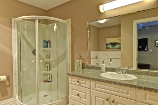 1550 VENETIAN BLVD 213, Point Edward, Ontario, Canada
