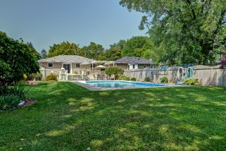 721 VICTORIA AVE, Point Edward, Ontario, Canada