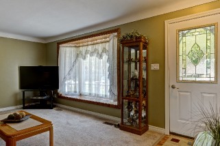 721 VICTORIA AVE, Point Edward, Ontario, Canada