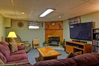 721 VICTORIA AVE, Point Edward, Ontario, Canada