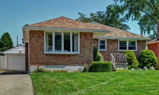 117 GREY CRES, Sarnia, Ontario, Canada
