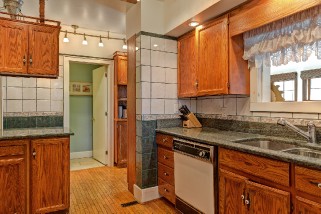 1421 CHRISTINA ST North, Sarnia, Ontario, Canada