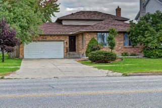 1038 FINCH DR, Sarnia, Ontario, Canada