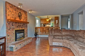 1038 FINCH DR, Sarnia, Ontario, Canada
