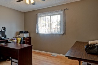 1038 FINCH DR, Sarnia, Ontario, Canada