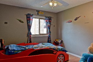1038 FINCH DR, Sarnia, Ontario, Canada