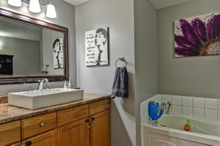 131 PARKER ST, Sarnia, Ontario, Canada