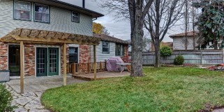 1322 WILTSHIRE DR, Sarnia, Ontario, Canada