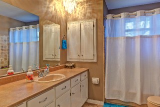 1322 WILTSHIRE DR, Sarnia, Ontario, Canada