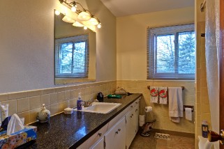 1517 MURPHY RD, Sarnia, Ontario, Canada