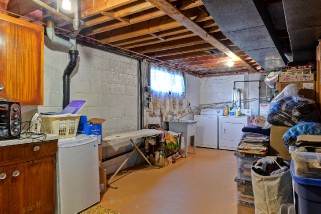 1517 MURPHY RD, Sarnia, Ontario, Canada