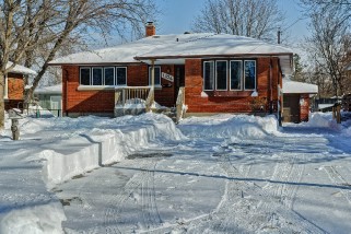 1424 LECARON AVE, Sarnia, Ontario, Canada