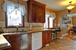 1424 LECARON AVE, Sarnia, Ontario, Canada