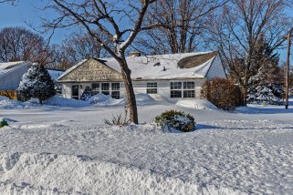 840 RETLAW DR, Sarnia, Ontario, Canada