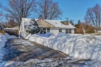 840 RETLAW DR, Sarnia, Ontario, Canada