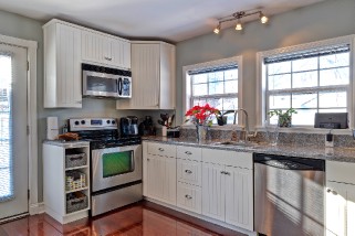 840 RETLAW DR, Sarnia, Ontario, Canada