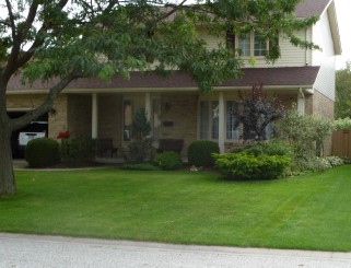2439 LAKEFIELD, Sarnia, Ontario, Canada