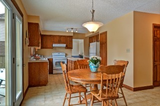 2439 LAKEFIELD, Sarnia, Ontario, Canada