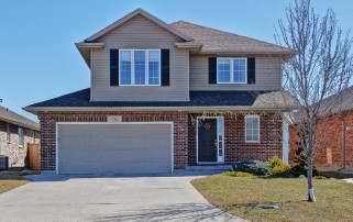 712 FOREST HILL CRT, Sarnia, Ontario, Canada