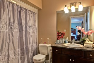 712 FOREST HILL CRT, Sarnia, Ontario, Canada