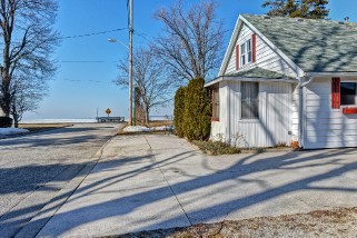 2002 BEACHWOOD AVE, Sarnia, Ontario, Canada