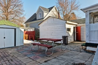 2002 BEACHWOOD AVE, Sarnia, Ontario, Canada