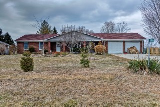 6892 FRANCIS ST, Plympton-Wyoming, Ontario, Canada