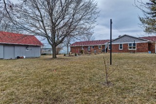 6892 FRANCIS ST, Plympton-Wyoming, Ontario, Canada