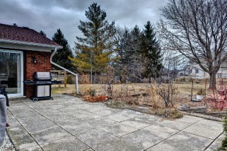 6892 FRANCIS ST, Plympton-Wyoming, Ontario, Canada