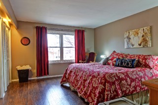 6892 FRANCIS ST, Plympton-Wyoming, Ontario, Canada