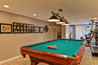 2435 LISA CRES, Sarnia, Ontario, Canada