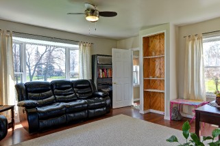 2440 LONDON LINE, Sarnia, Ontario, Canada