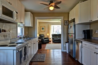2440 LONDON LINE, Sarnia, Ontario, Canada