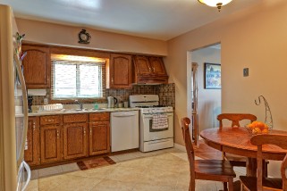 614 BRISTOL ST, Sarnia, Ontario, Canada
