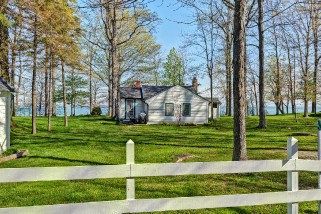 3212 DANA ST, Plympton-Wyoming, Ontario, Canada