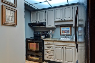 1500 VENETIAN BLVD W-36, Point Edward, Ontario, Canada