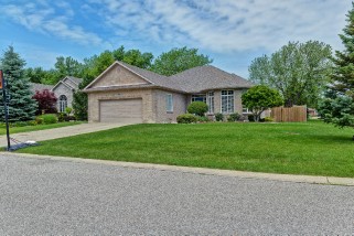 2972 DELIA CRES, Sarnia, Ontario, Canada