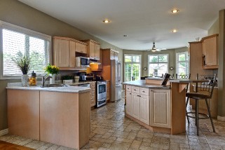 2972 DELIA CRES, Sarnia, Ontario, Canada