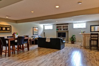 2972 DELIA CRES, Sarnia, Ontario, Canada