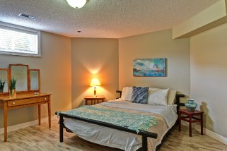 2972 DELIA CRES, Sarnia, Ontario, Canada