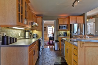 49 RONALD BLOORE DR, Sarnia, Ontario, Canada