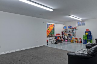 49 RONALD BLOORE DR, Sarnia, Ontario, Canada