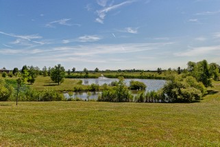 49 RONALD BLOORE DR, Sarnia, Ontario, Canada