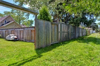 304 CHARLES ST, Point Edward, Ontario, Canada