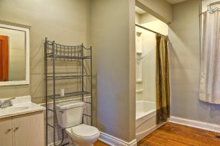 304 CHARLES ST, Point Edward, Ontario, Canada