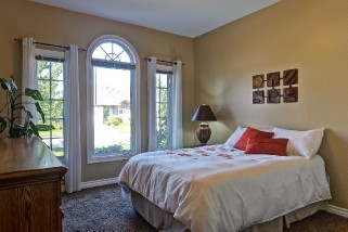 633 HUMBER DR, Sarnia, Ontario, Canada