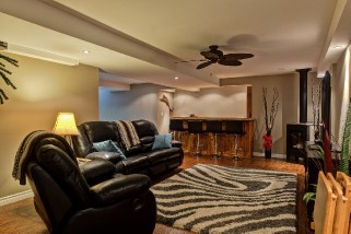 633 HUMBER DR, Sarnia, Ontario, Canada
