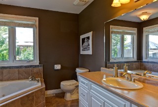 341 KIRAN CRT, Sarnia, Ontario, Canada