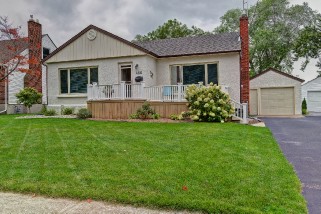 406 HELENA ST, Point Edward, Ontario, Canada