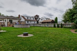 406 HELENA ST, Point Edward, Ontario, Canada